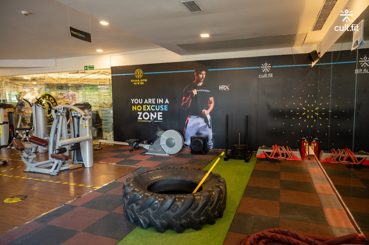 Female Functional Fitness Instructor Lower Parel, Personal Trainer Female