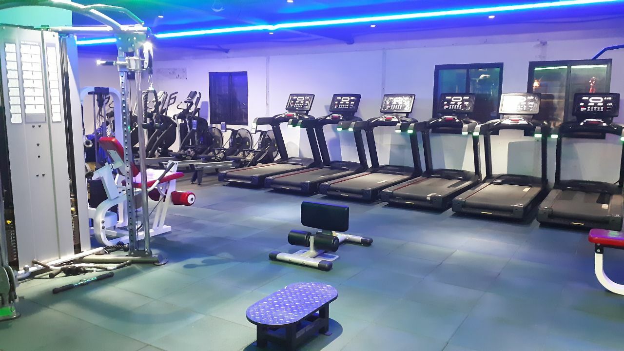 Legacy Fitness  Gym/Physical Fitness Center