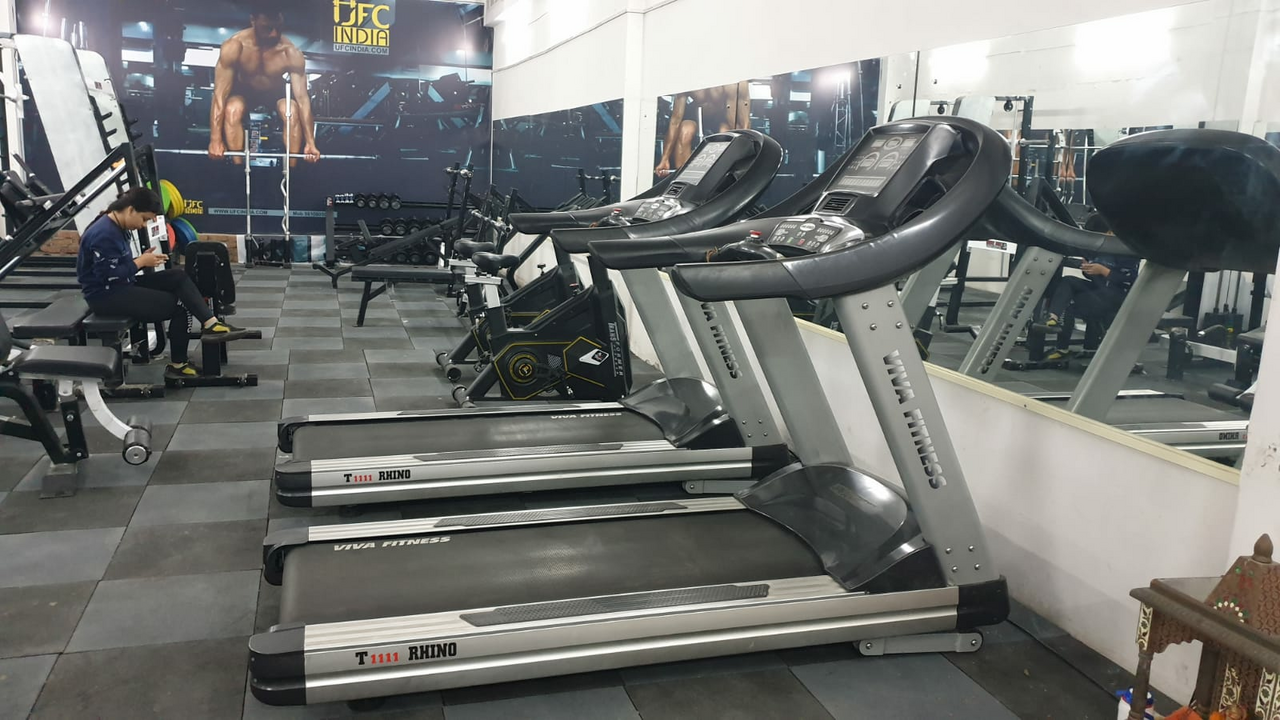 RhinoFit Featured Gym Spotlight: Aurora Fitness Center